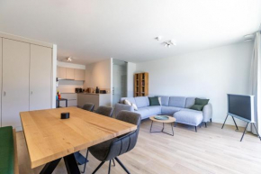 Den Leo, 3 bedroom apartment Fresh & Bright with south facing garden